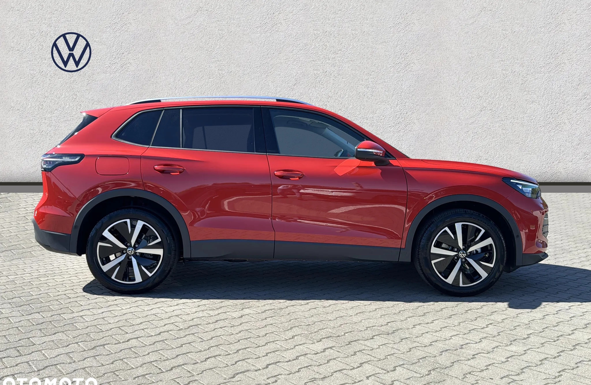 Volkswagen Tiguan cena 181300 przebieg: 5, rok produkcji 2024 z Wałcz małe 352